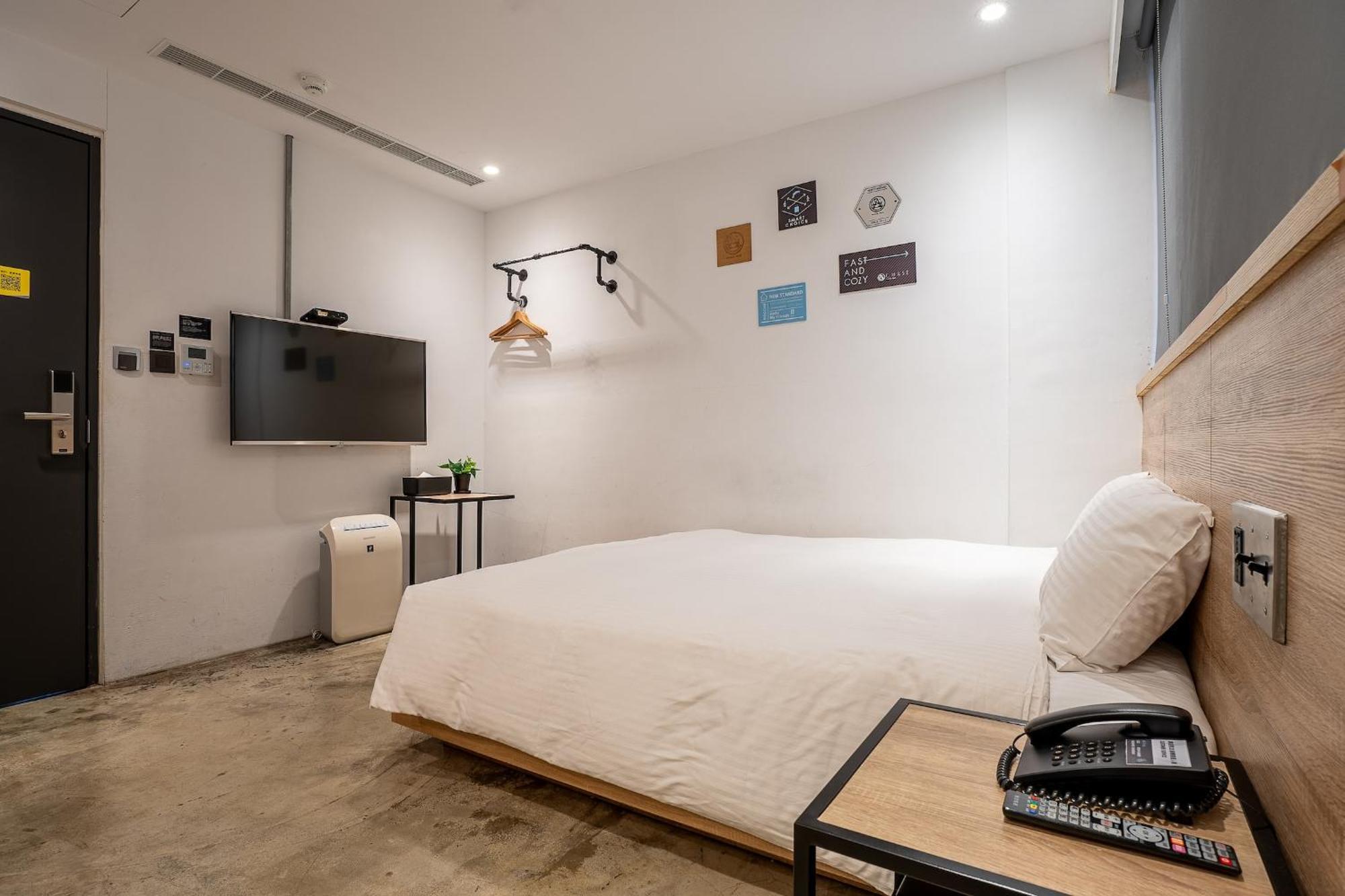 Chase Hotel Тайджун Екстериор снимка